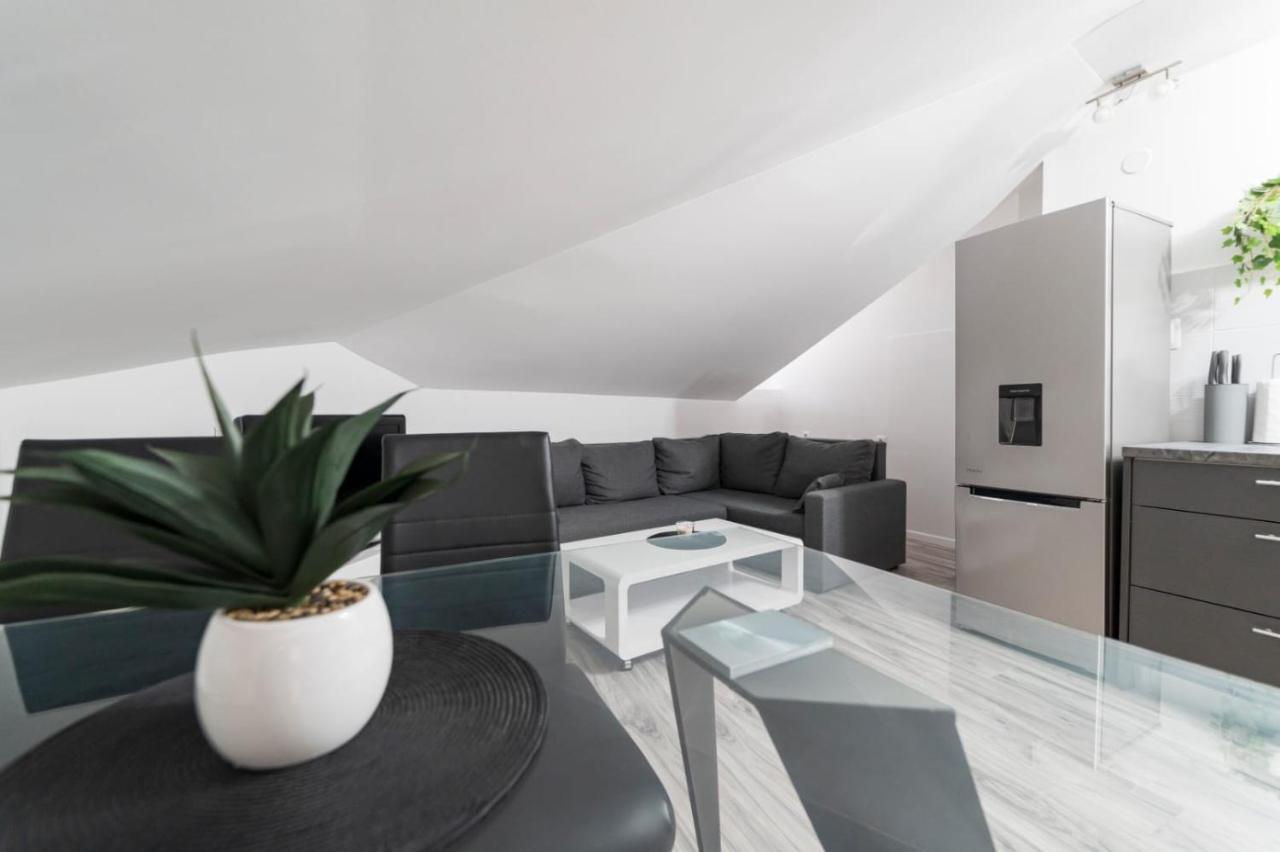 City Center Mayess Aparment Zadar Exterior foto