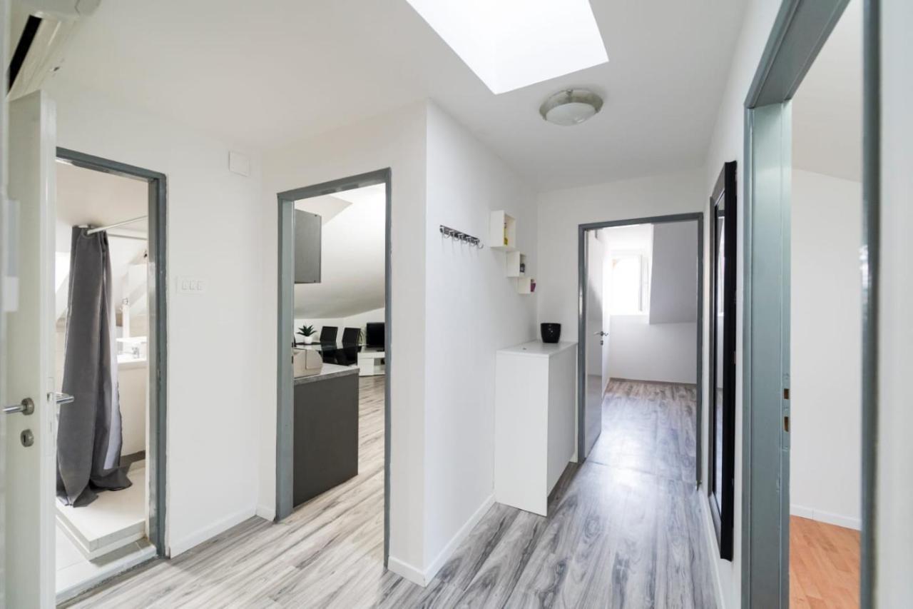 City Center Mayess Aparment Zadar Exterior foto